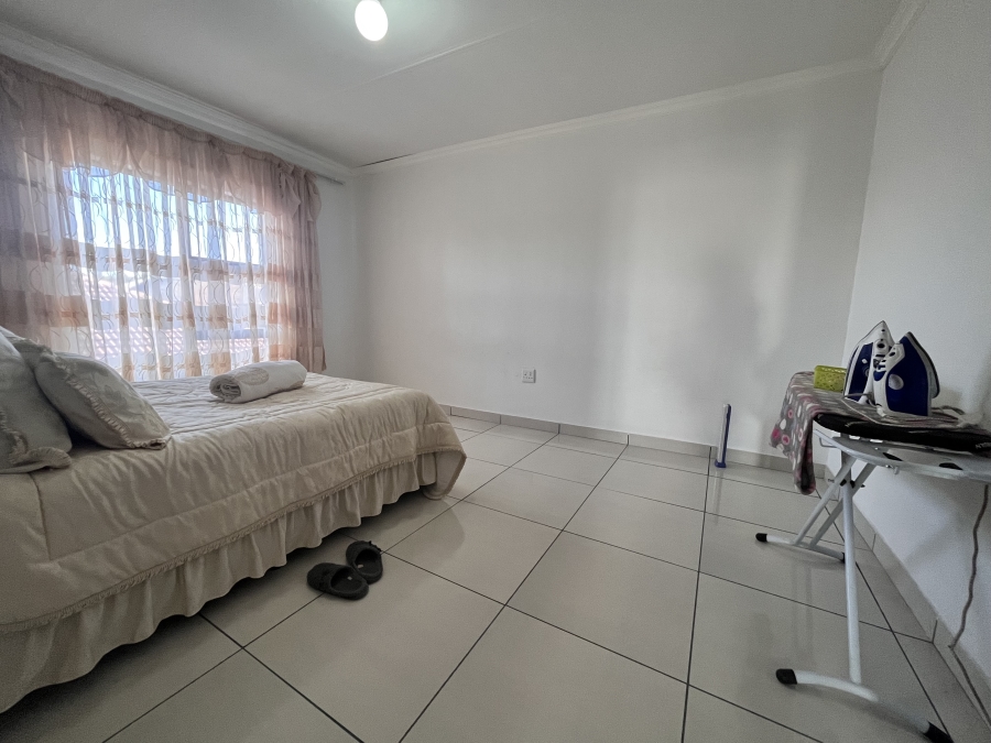 5 Bedroom Property for Sale in Wilkoppies North West
